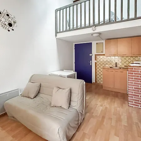 Pied-a-terre Ideal Entre Et Port Apartment